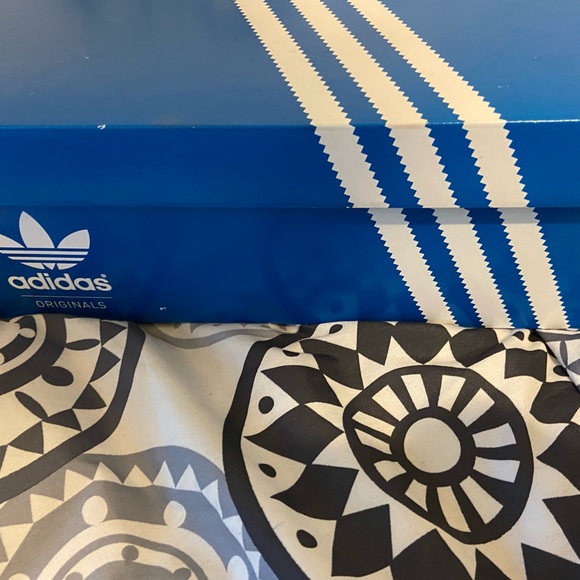 Adidas original tubular invaders!! - Picture 2 of 9